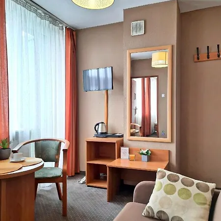 Apartment Rb Rooms&apartments *