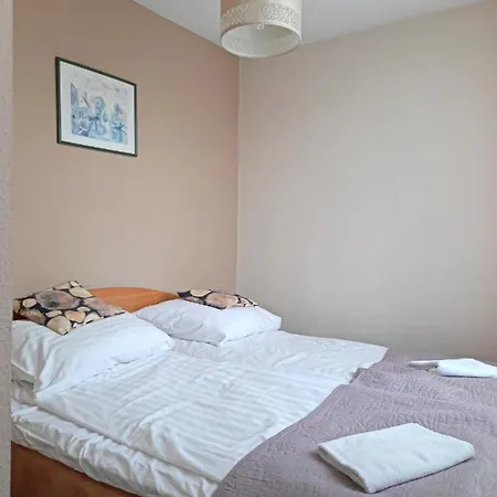 Διαμέρισμα Rb Rooms&apartments Μπίντγκοστς