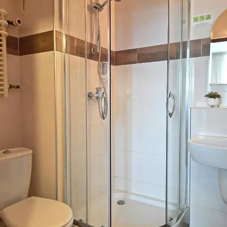 Apartment Rb Rooms&apartments *