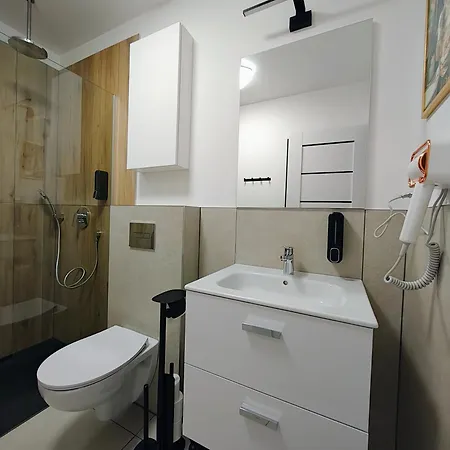 Rb Rooms&apartments Apartment